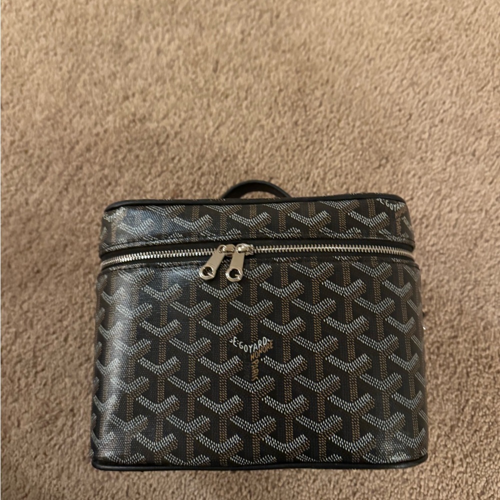 Goyard Black vanity (used)